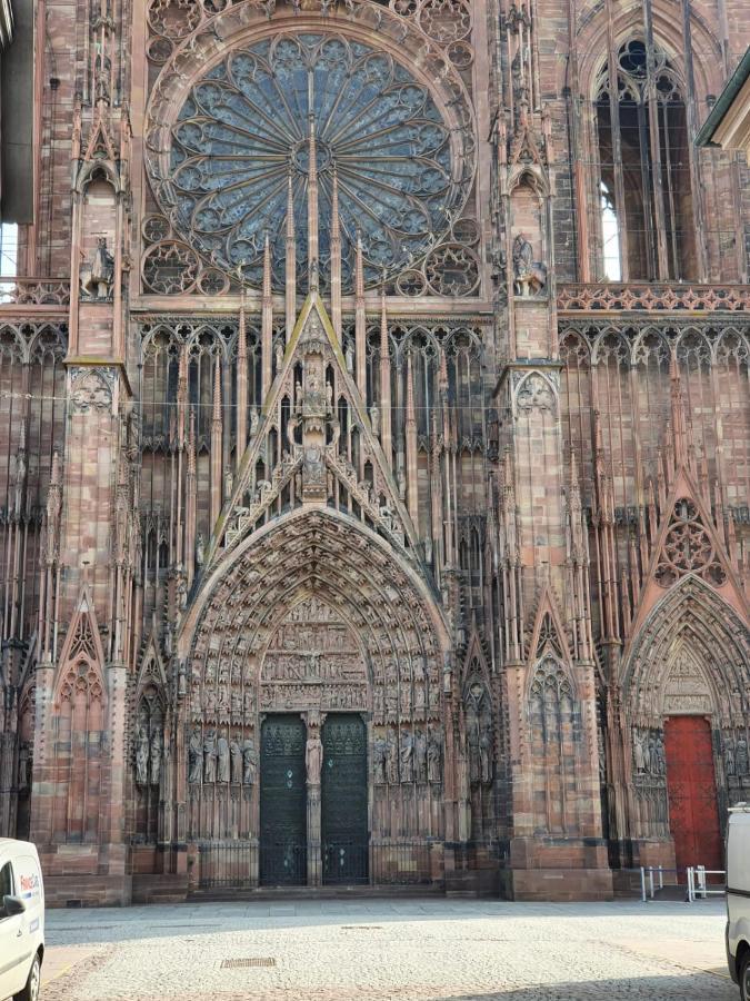 Suite Privative 43M2 - Les Tailleurs A 120M De La Cathedrale Strasbourg Luaran gambar